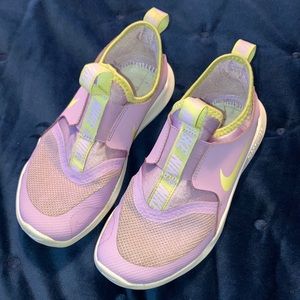 Girls Nike flex runner